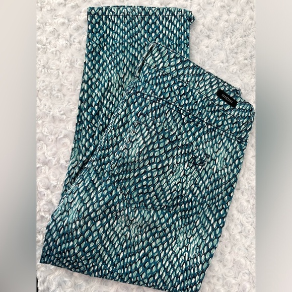 Cute Colorful Print Liverpool Cropped Pants - Picture 1 of 5